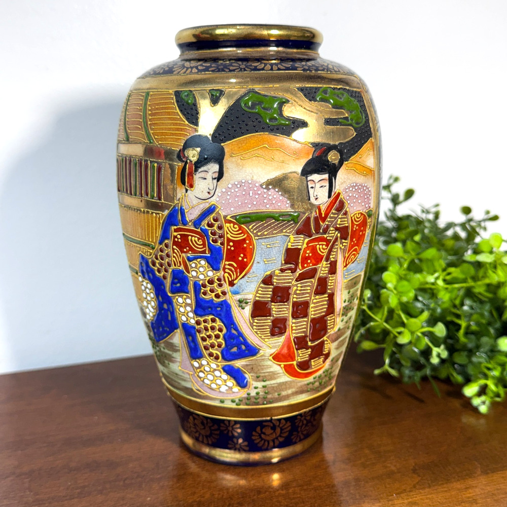 Vintage Japanese Satsuma Kutani Geisha Moriage Vase 7.5” Raised Enamel Japan